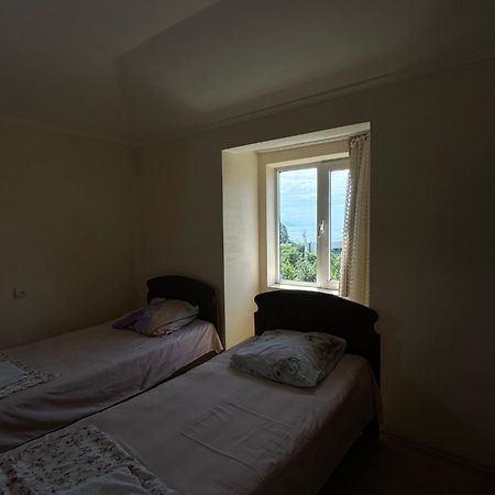 Temo'S Guesthouse Szarpi Kültér fotó
