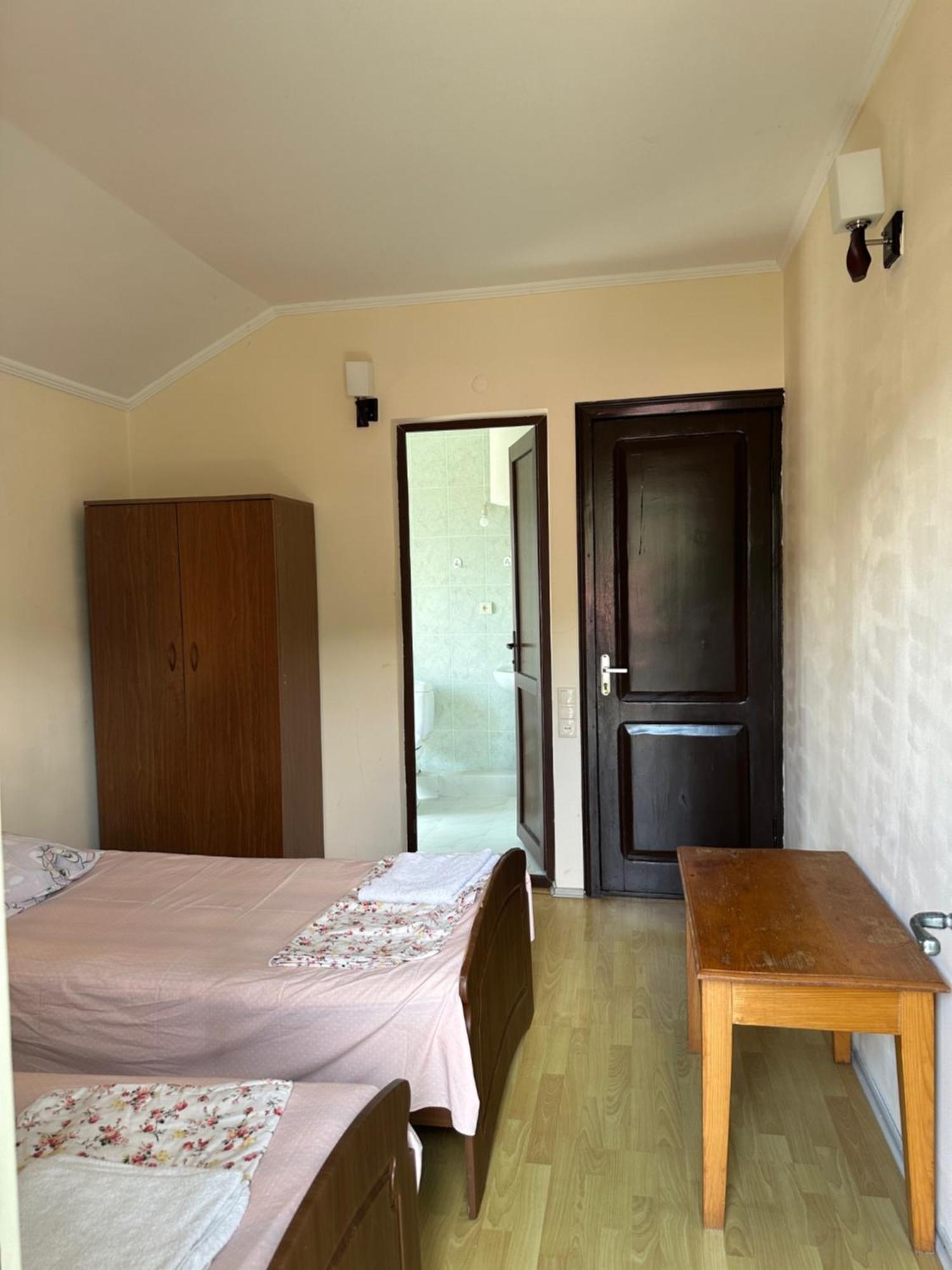 Temo'S Guesthouse Szarpi Kültér fotó
