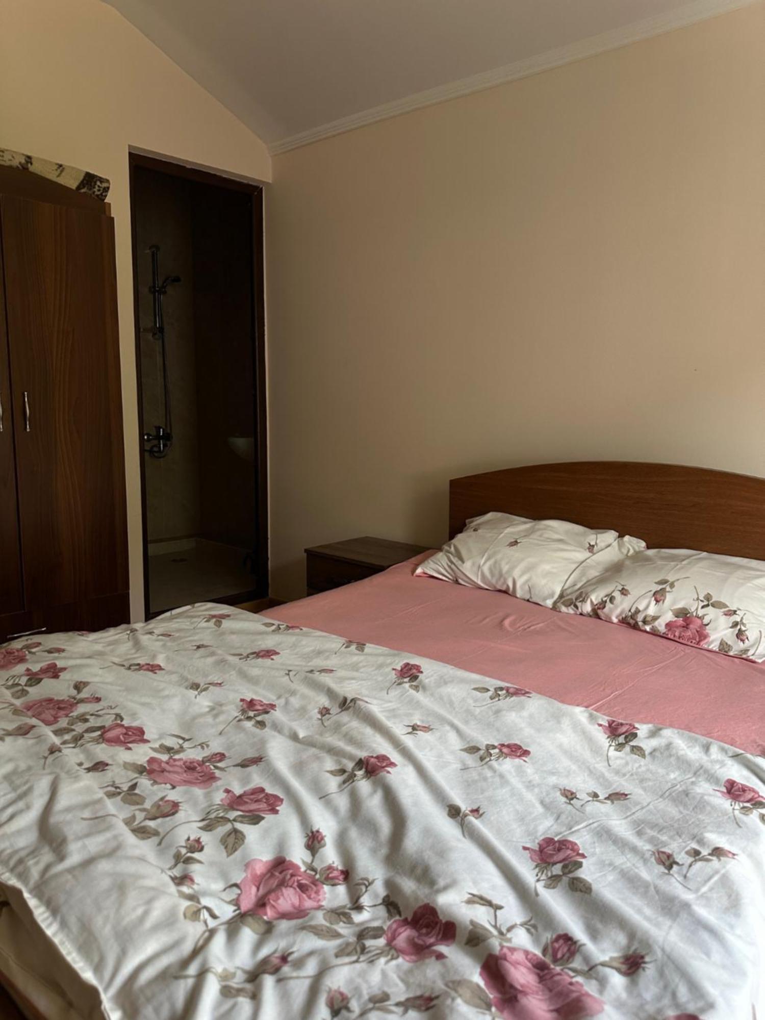 Temo'S Guesthouse Szarpi Kültér fotó